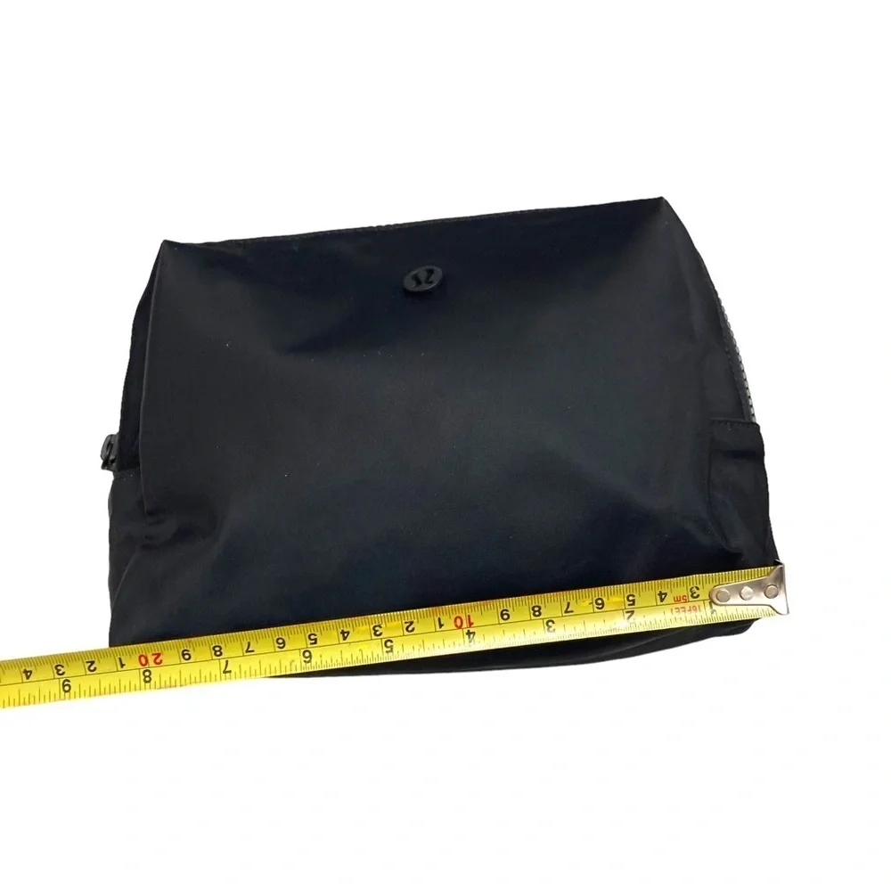 Lululemon black nylon clutch case pouch